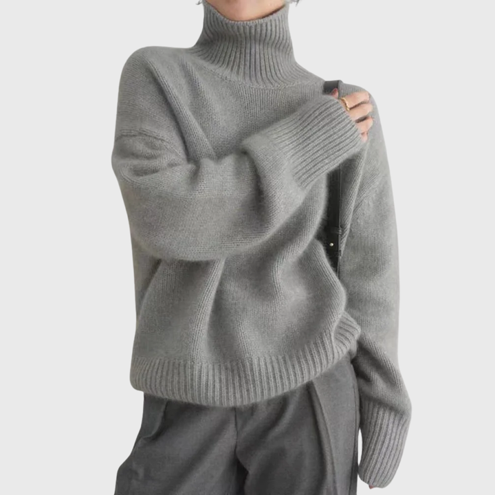 Isabella™ – Wool-Blend Turtleneck