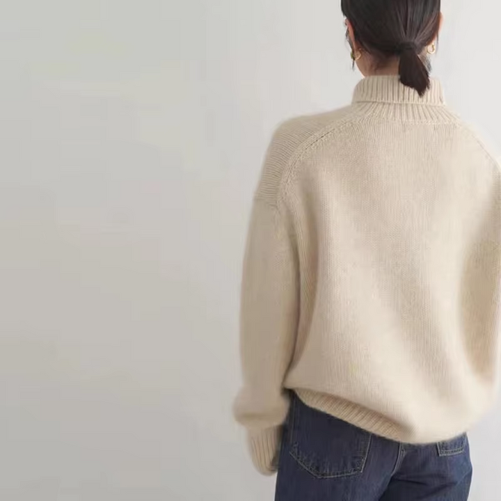 Isabella™ – Wool-Blend Turtleneck
